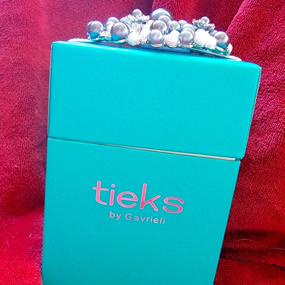 Tieks | Shoes | Bnib Tahitian Pearl Size 8 Tieks Black Friday Limited  Edition | Poshmark